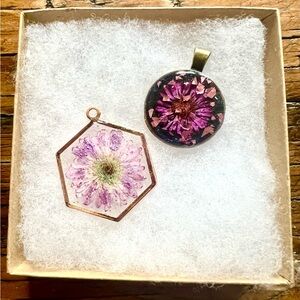 Floral Pendant Necklace Set - Purple and Gold